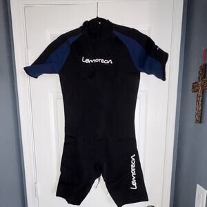 Lemorecn Shorty Wetsuit 3MM Zip Short Sleeve Black/Blue Size M